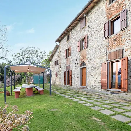 Gorgeous In Pieve Santo Stefano Ar With Wifi Holiday home